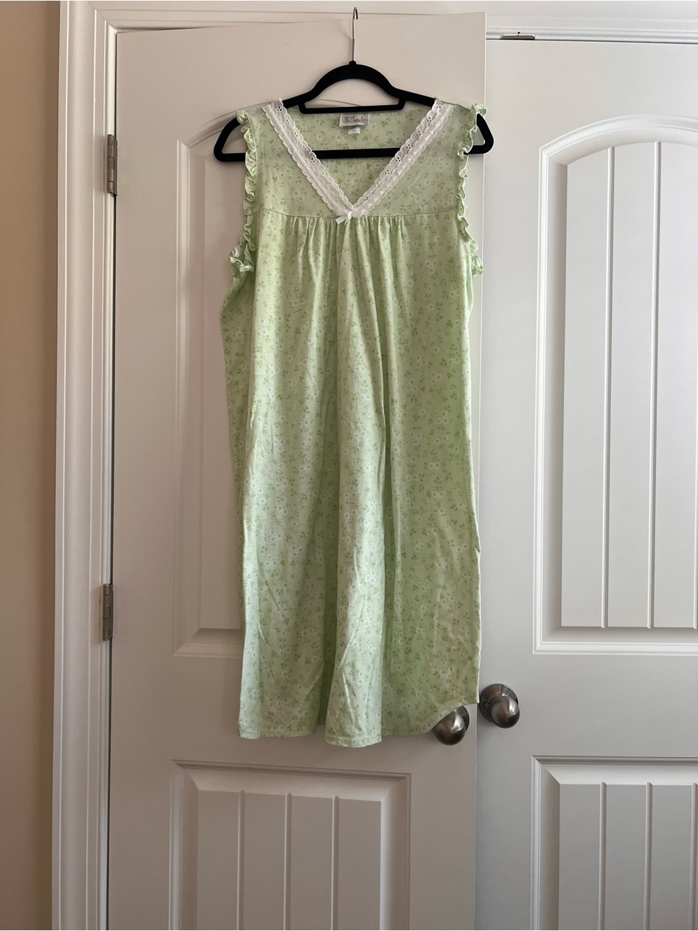 Vintage Character Green Floral Nightgown Lace Trim Coquette Cottagecore Size L